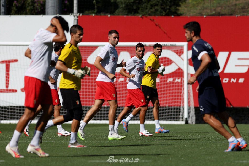 沿着这样的 沿着这样的