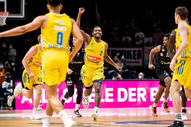 倘若能像郭 倘若能像郭